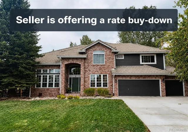 Photo 1 of Single family home for sale at 13 White Oak Dr, Littleton, CO 80127 | MLS# 3631425 | Listing updated on 2026-10-15