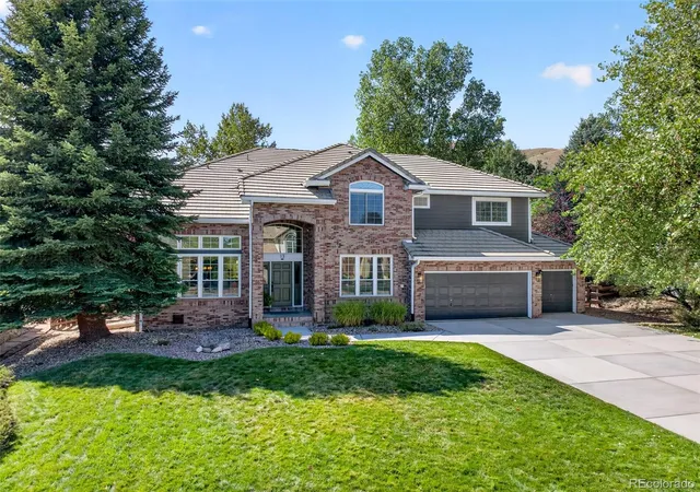 Photo 2 of Single family home for sale at 13 White Oak Dr, Littleton, CO 80127 | MLS# 3631425 | Listing updated on 2026-09-23
