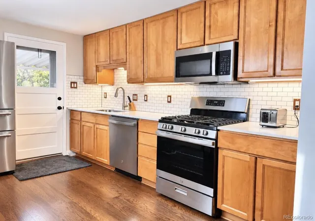 Photo 4 of Single family home for sale at 4055 S Hazel Ct, Englewood, CO 80110 | MLS# 7631368 | Listing updated on 2026-09-21