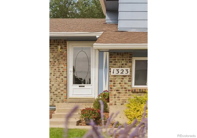 Photo 3 of Single family home for sale at 1323 S Sherman St, Longmont, CO 80501 | MLS# IR1069025 | Listing updated on 2026-09-22