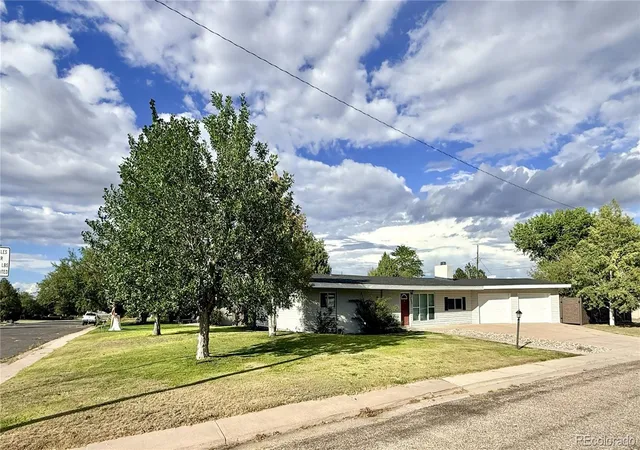 Photo 3 of Single family home for sale at 1590 6th Street, Limon, CO 80828 | MLS# 7101949 | Listing updated on 2026-09-30