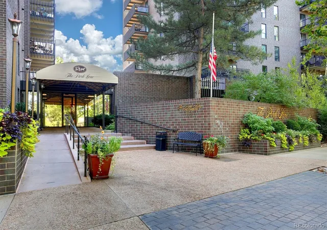 Photo 1 of Condo for sale at 460 S Marion Pkwy #653, Denver, CO 80209 | MLS# 5524212 | Listing updated on 2026-09-22
