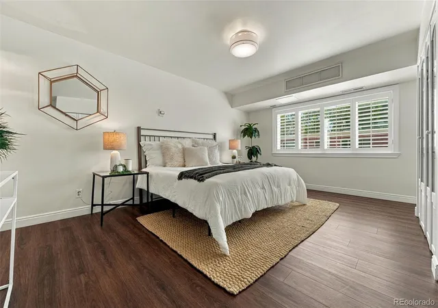 Listing Photo 4 - Condo for sale in building located at 1223 Race St, Denver, CO 80206 - Unit #302