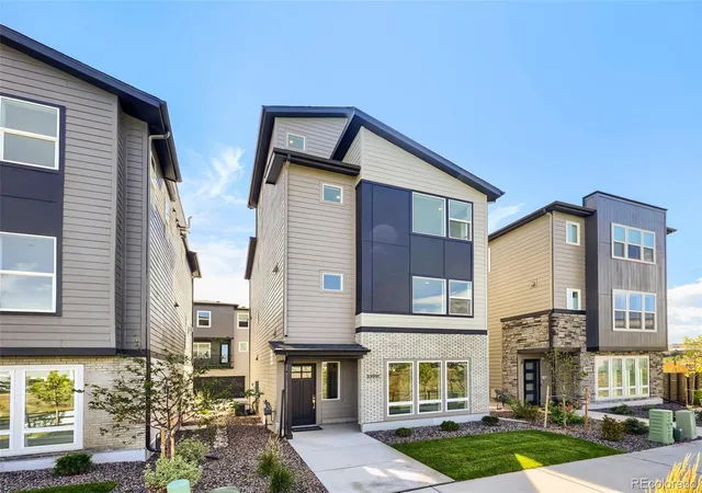 Photo 1 of Single family home for sale at 10991 E Geddes Pl, Englewood, CO 80112 | MLS# 3892836 | Listing updated on 2026-10-04