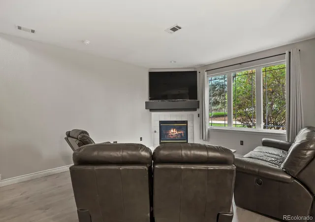 Photo 4 of Townhouse for sale at 8327 S Garland Cir, Littleton, CO 80128 | MLS# 5447292 | Listing updated on 2026-09-22