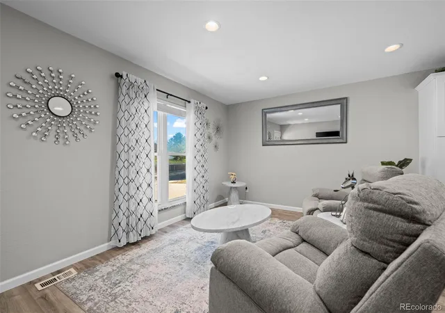 Photo 4 of Single family home for sale at 1131 S Lewiston St, Aurora, CO 80017 | MLS# 4740033 | Listing updated on 2026-10-05