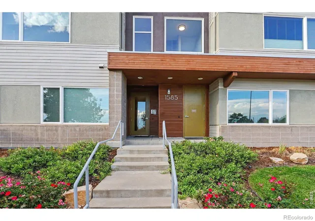 Photo 1 of Condo for sale at 1585 Hecla Way #304, Louisville, CO 80027 | MLS# IR1069055 | Listing updated on 2026-09-24