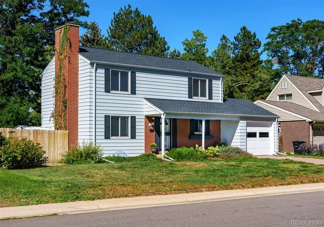 Photo 2 of Single family home for sale at 1983 S Leyden St, Denver, CO 80224 | MLS# 3079008 | Listing updated on 2026-10-09