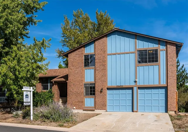 Photo 2 of Single family home for sale at 19495 E Floyd Ave, Aurora, CO 80013 | MLS# 7261753 | Listing updated on 2026-10-08