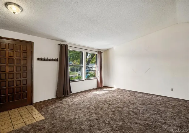 Photo 4 of Single family home for sale at 19495 E Floyd Ave, Aurora, CO 80013 | MLS# 7261753 | Listing updated on 2026-10-08
