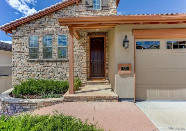 Photo 2 of Sale Pending at 781 Woodgate Dr, Littleton, CO 80126 | MLS# 5126522 | Listing updated on 2026-10-05