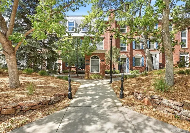 Photo 2 of Townhouse for sale at 475 Josephine St, Denver, CO 80206 | MLS# 1752623 | Listing updated on 2026-10-08