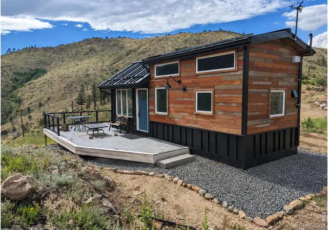 Photo 1 of Single family home for sale at 560 Emerson Gulch Rd, Boulder, CO 80302 | MLS# IR1069074 | Listing updated on 2026-09-22