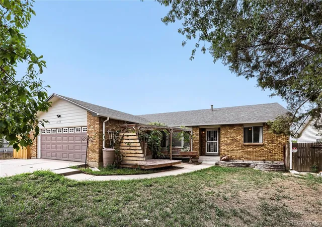 Photo 1 of Single family home for sale at 1107 Sable Blvd, Aurora, CO 80011 | MLS# 2980906 | Listing updated on 2026-10-08