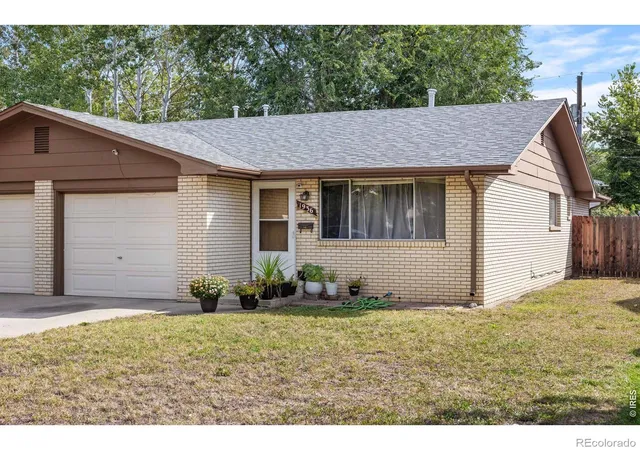 Photo 3 of Single family home for sale at 1936-1938 Kimbark St, Longmont, CO 80501 | MLS# IR1069080 | Listing updated on 2026-09-20