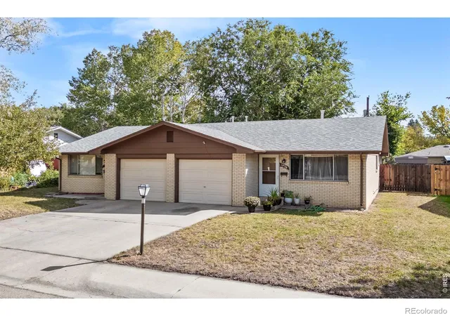 Photo 4 of Single family home for sale at 1936-1938 Kimbark St, Longmont, CO 80501 | MLS# IR1069080 | Listing updated on 2026-09-20