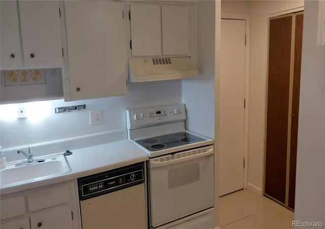Photo 3 of Condo for sale at 1304 S Parker Rd #360, Denver, CO 80231 | MLS# 4544969 | Listing updated on 2026-10-03