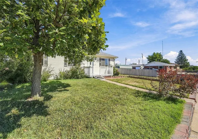 Photo 2 of Single family home for sale at 375 Kipp Ave, Keenesburg, CO 80643 | MLS# 8224525 | Listing updated on 2026-10-08