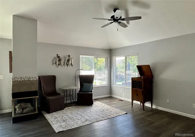 Listing Photo 5 - Condo for sale in building located at 2125 S Troy Wy, Aurora, CO 80014