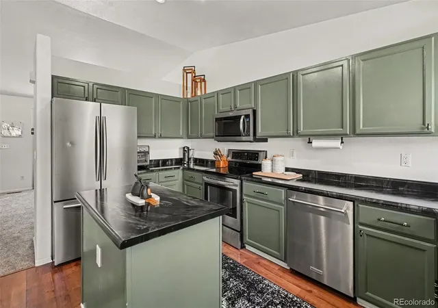Photo 3 of Single family home for sale at 9699 Autumnwood Pl, Highlands Ranch, CO 80129 | MLS# 3433042 | Listing updated on 2026-10-01