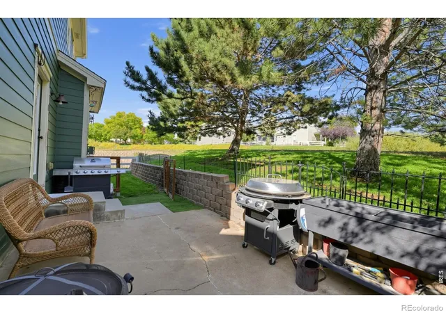 Photo 3 of Single family home for sale at 2052 Salida Ct, Loveland, CO 80538 | MLS# IR1069090 | Listing updated on 2026-10-08