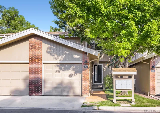 Photo 2 of Townhouse for sale at 3140 Eastwood Ct, Boulder, CO 80304 | MLS# 2672233 | Listing updated on 2026-09-24