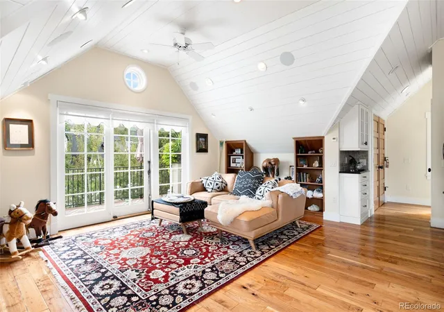 Photo 3 of Single family home for sale at 3166 Juniper Ct, Golden, CO 80401 | MLS# 3377319 | Listing updated on 2026-09-24
