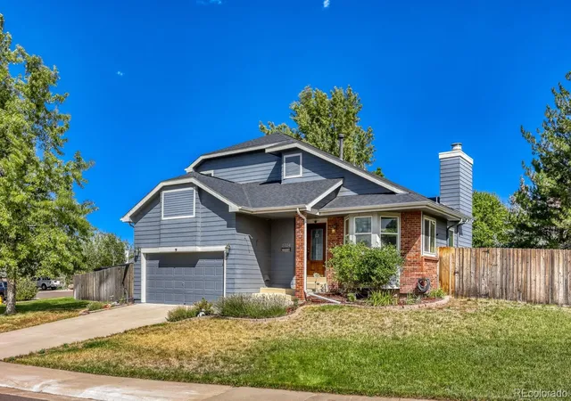 Photo 1 of Single family home for sale at 2324 Meadows Ln, Castle Rock, CO 80104 | MLS# 4419923 | Listing updated on 2026-09-25