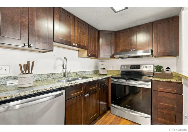 Photo 4 of Condo for sale at 9995 E Harvard Ave #264, Denver, CO 80231 | MLS# IR1069094 | Listing updated on 2026-09-22