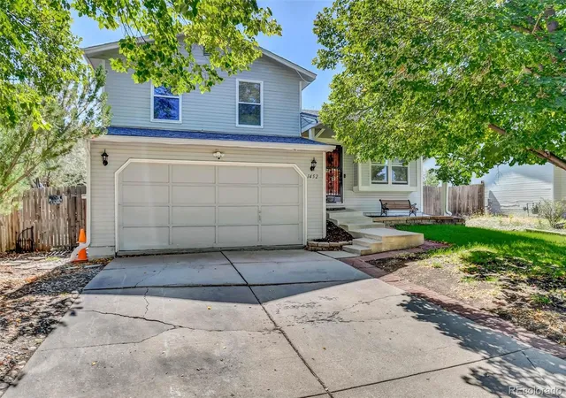 Photo 2 of Single family home for sale at 1452 S Biscay Way, Aurora, CO 80017 | MLS# 4293618 | Listing updated on 2026-09-30