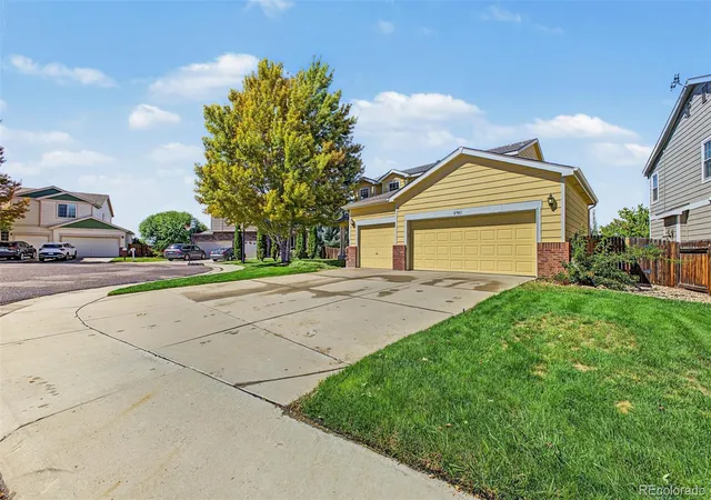 Photo 3 of Single family home for sale at 2981 E 108th Drive, Northglenn, CO 80233 | MLS# 6756863 | Listing updated on 2026-10-08