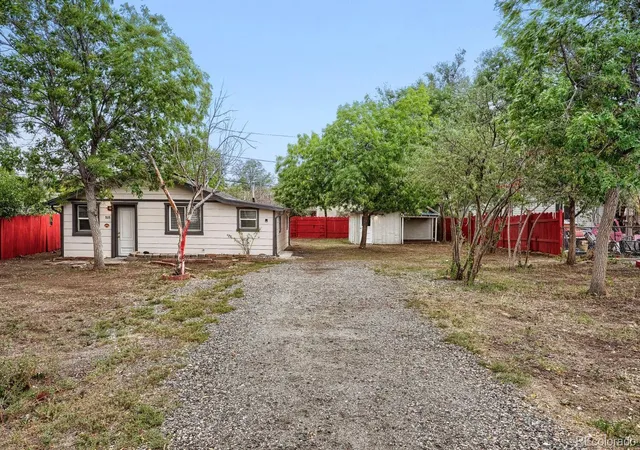 Photo 4 of Single family home for sale at 808 S Jay Ct, Denver, CO 80219 | MLS# 1596501 | Listing updated on 2026-10-10