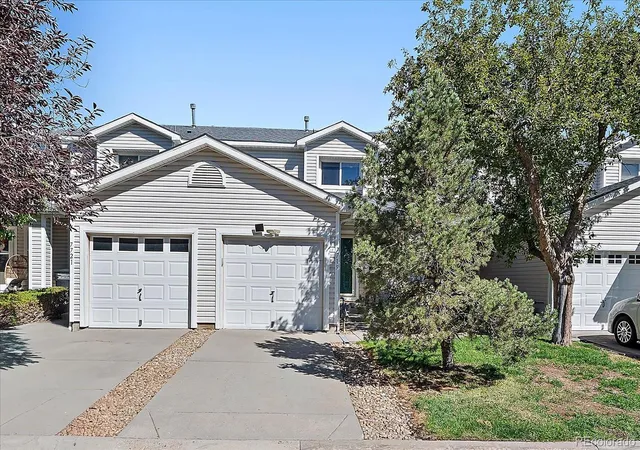Photo 2 of Townhouse for sale at 7719 S Kalispell Ct, Englewood, CO 80112 | MLS# 8392699 | Listing updated on 2026-10-05