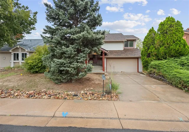 Photo 2 of Single family home for sale at 3530 S Rifle St, Aurora, CO 80013 | MLS# 8575983 | Listing updated on 2026-10-07