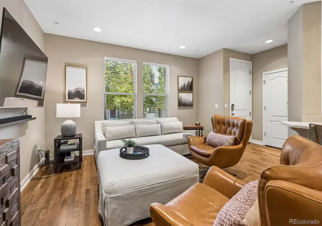 Photo 2 of Townhouse for sale at 8468 Redpoint Way, Broomfield, CO 80021 | MLS# 2487203 | Listing updated on 2026-09-24