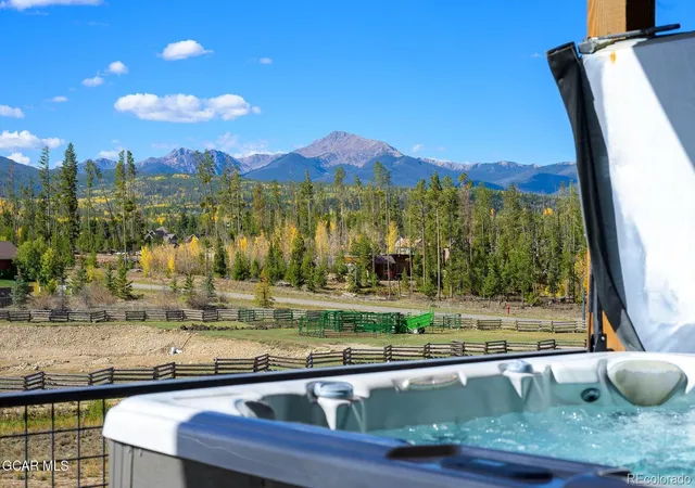 Photo 1 of Single family home for sale at 118 Hay Meadow Dr, Fraser, CO 80442 | MLS# 6644911 | Listing updated on 2026-10-11