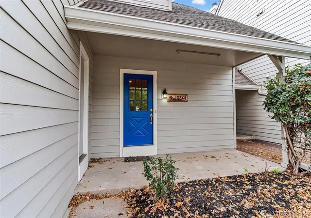 Photo 2 of Townhouse for sale at 10568 E Park Mountain, Littleton, CO 80127 | MLS# 8042404 | Listing updated on 2026-09-24