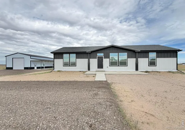 Photo 1 of Single family home for sale at 4775 County Rd K, Wiggins, CO 80654 | MLS# IR1069103 | Listing updated on 2026-09-29
