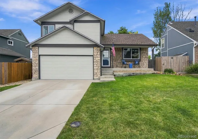 Photo 2 of Single family home for sale at 12668 W Prentice Dr, Littleton, CO 80127 | MLS# 2921043 | Listing updated on 2026-09-26