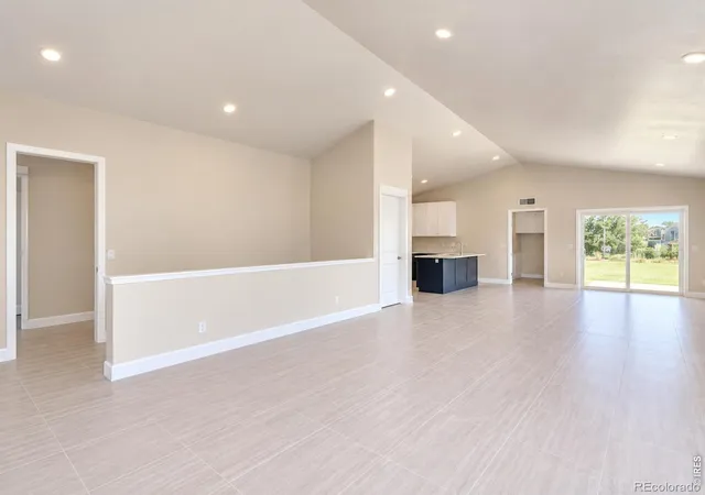 Photo 3 of Single family home for sale at 1667 Taft Gdns Cir, Loveland, CO 80537 | MLS# IR1069113 | Listing updated on 2026-10-28