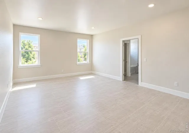 Photo 4 of Single family home for sale at 1667 Taft Gdns Cir, Loveland, CO 80537 | MLS# IR1069113 | Listing updated on 2026-10-28