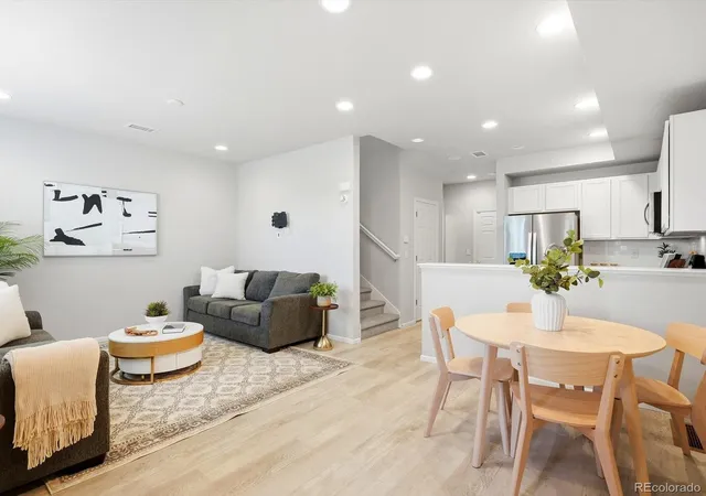 Photo 2 of Townhouse for sale at 16035 E Elk Pl, Denver, CO 80239 | MLS# 6770032 | Listing updated on 2026-10-01