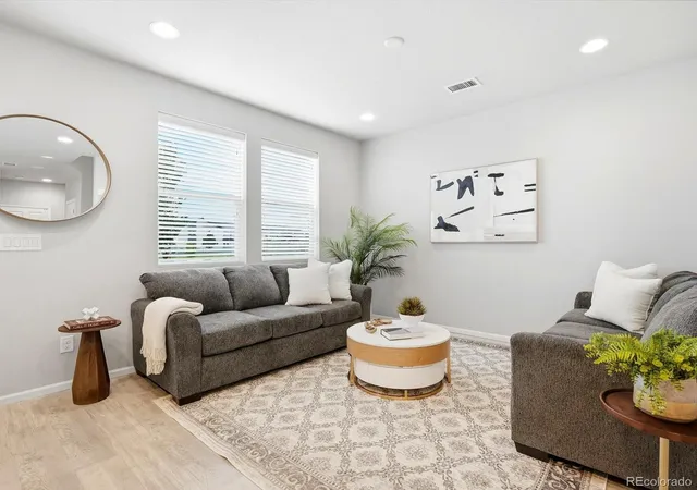 Photo 3 of Townhouse for sale at 16035 E Elk Pl, Denver, CO 80239 | MLS# 6770032 | Listing updated on 2026-10-01