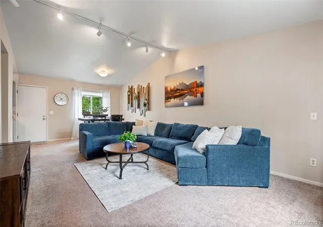 Photo 3 of Single family home for sale at 4013 S Quintero Way, Aurora, CO 80013 | MLS# 2452975 | Listing updated on 2026-10-08