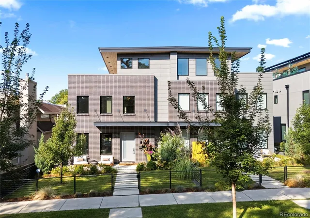 Photo 1 of Single family home for sale at 471 Clayton St, Denver, CO 80206 | MLS# 2417895 | Listing updated on 2026-10-05