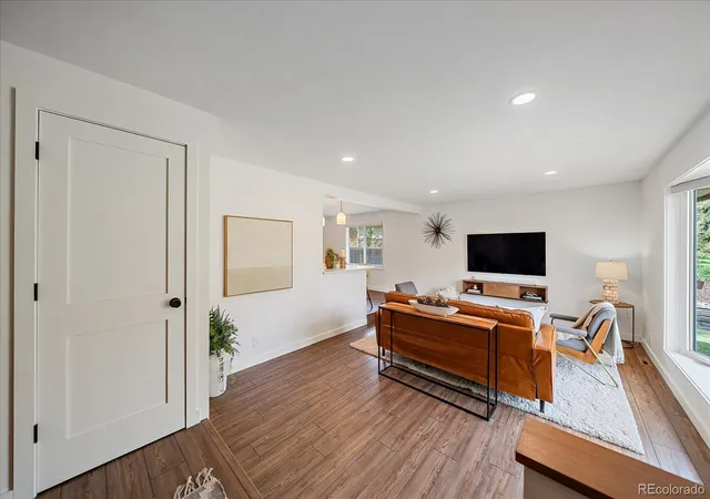Photo 3 of Single family home for sale at 6525 Brentwood St, Arvada, CO 80004 | MLS# 9481014 | Listing updated on 2026-10-07