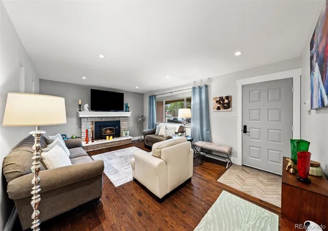 Photo 2 of Single family home for sale at 8280 W Louisiana Ave, Lakewood, CO 80232 | MLS# 5018170 | Listing updated on 2026-10-06