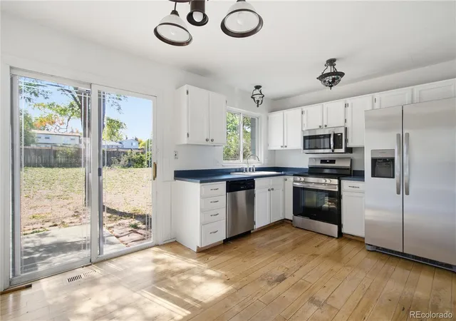 Photo 3 of Single family home for sale at 18098 E Bails Pl, Aurora, CO 80017 | MLS# 3320288 | Listing updated on 2026-10-16