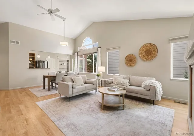 Photo 4 of Single family home for sale at 6752 Kilmer Ct, Arvada, CO 80007 | MLS# 5364317 | Listing updated on 2026-09-25