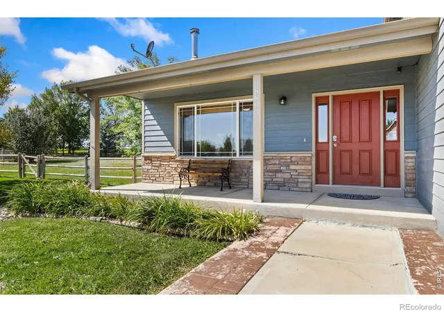 Photo 3 of Single family home for sale at 8895 Indian Village Dr, Wellington, CO 80549 | MLS# IR1069122 | Listing updated on 2026-09-28